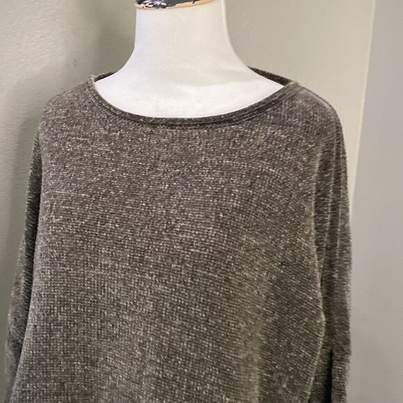 14th and Union super soft Chenille sweater Moss Green - Picture 2 of 8